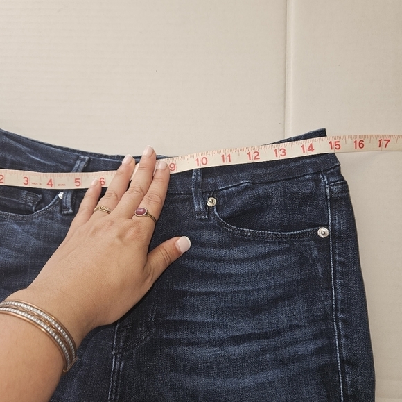 🌸 Good American |‎  High Rise Skinny Jean, Size 28 - Picture 3 of 7